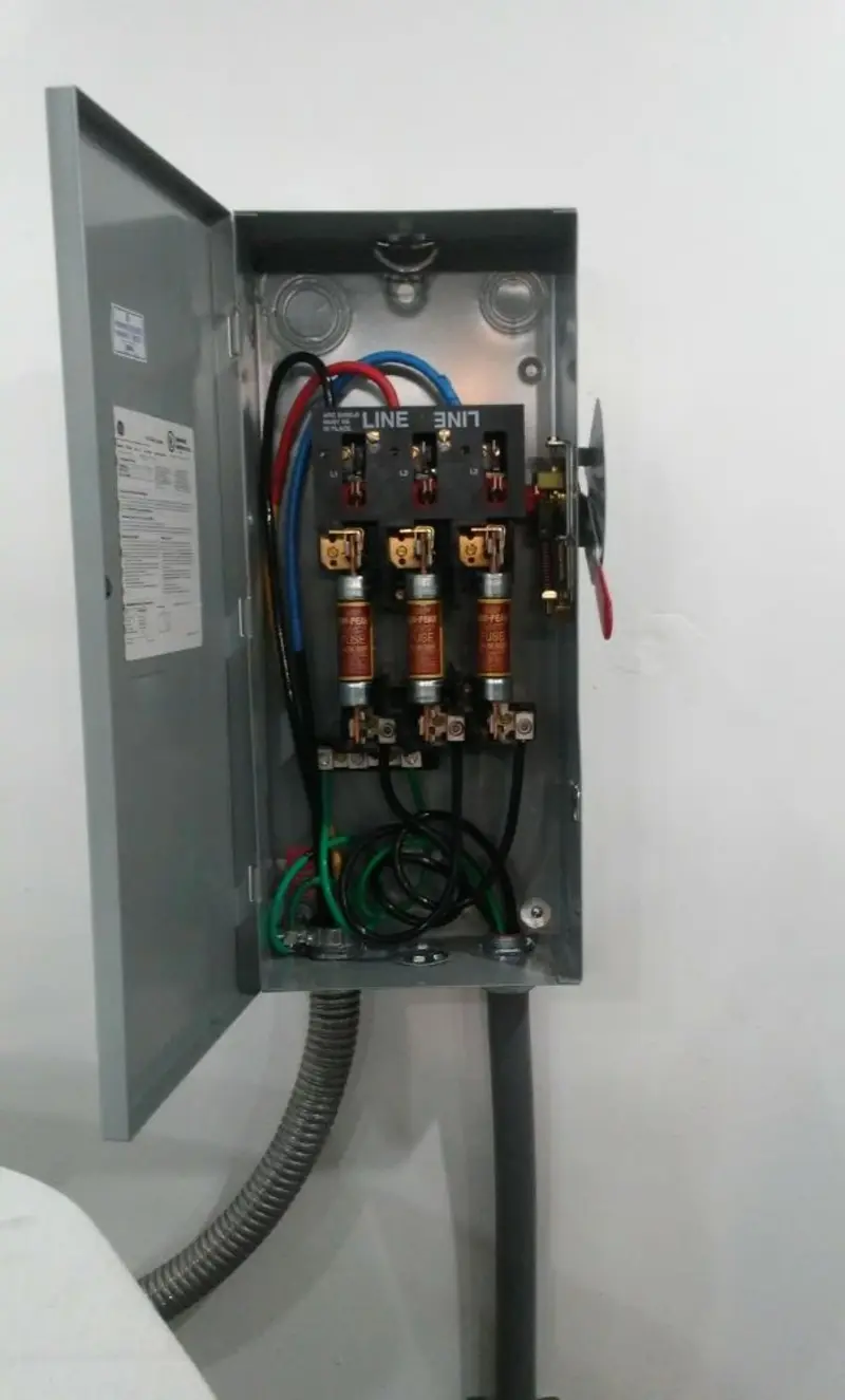 Three-phase disconnect switch installed for Electrical Wiring & Rewiring in Roanoke Rapids